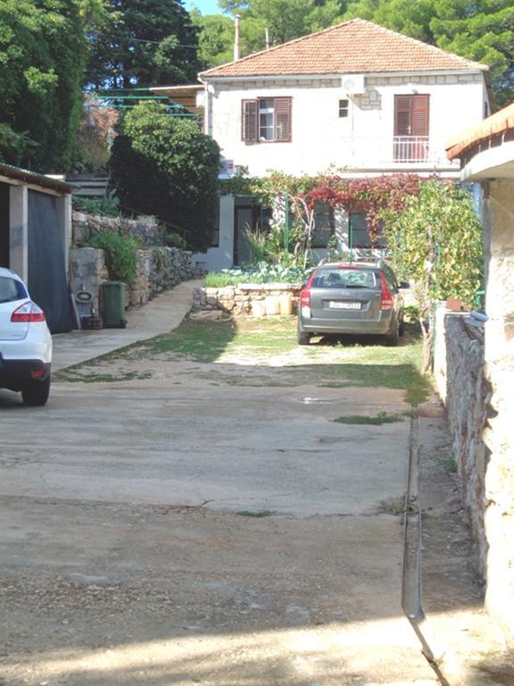 Apartments Skrivaneli Jelsa  Exterior foto